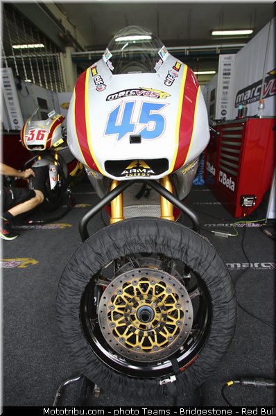 moto2_redding_017_malaisie_sepang_2013