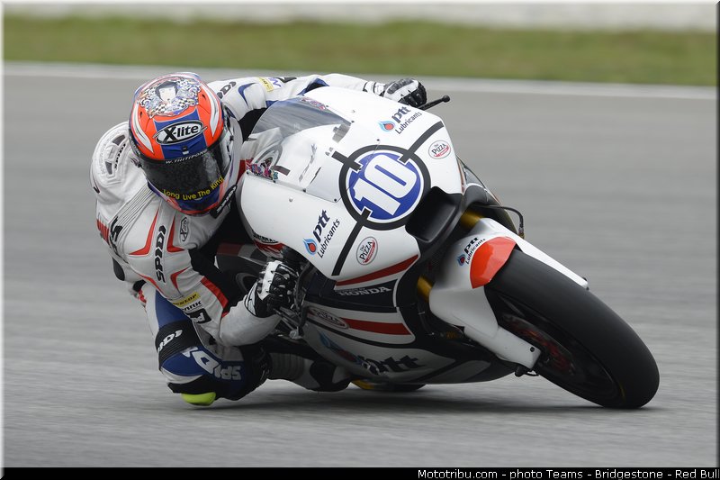 moto2_warokorn_003_malaisie_sepang_2013