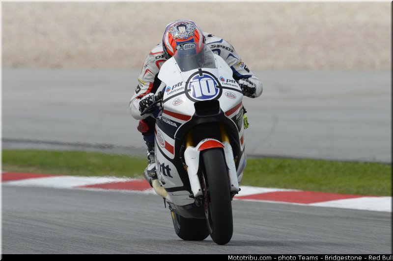 moto2_warokorn_008_malaisie_sepang_2013