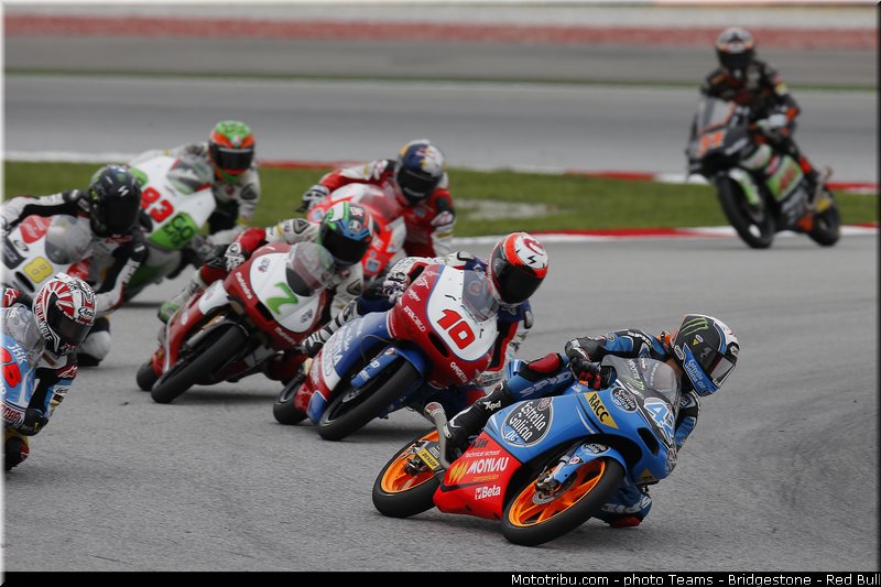 moto3_009_malaisie_sepang_2013