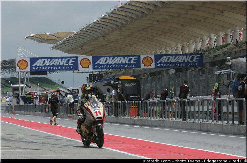moto3_loi_010_malaisie_sepang_2013