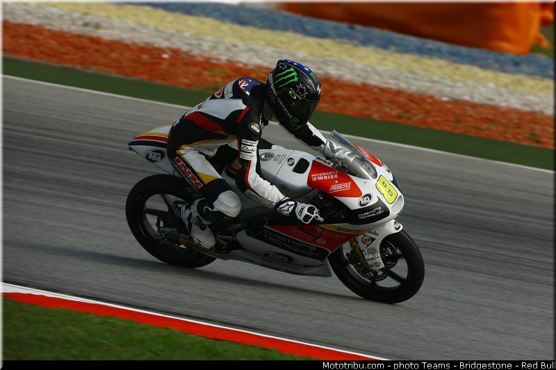 moto3_miller_002_malaisie_sepang_2013