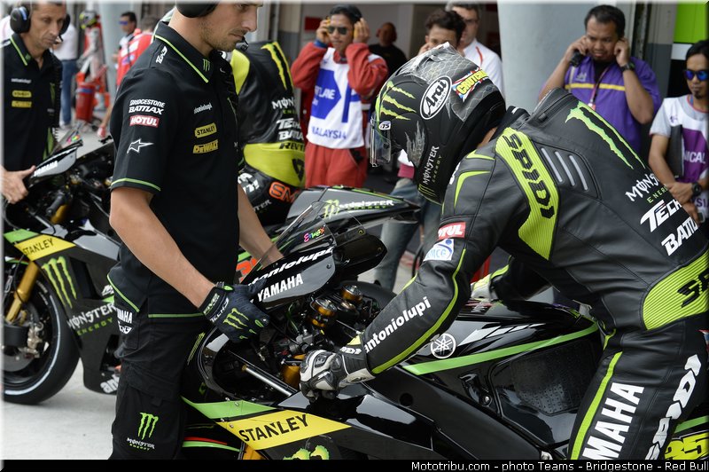 motogp_crutchlow_006_malaisie_sepang_2013