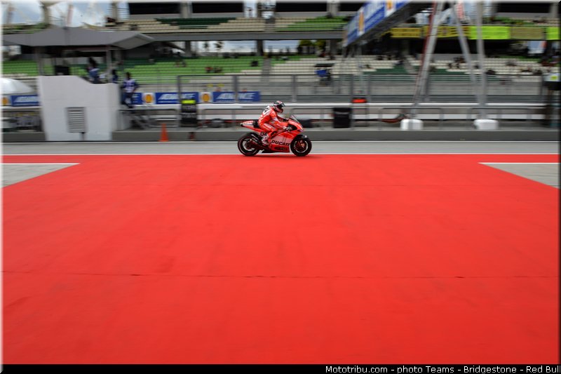 motogp_dovizioso_023_malaisie_sepang_2013