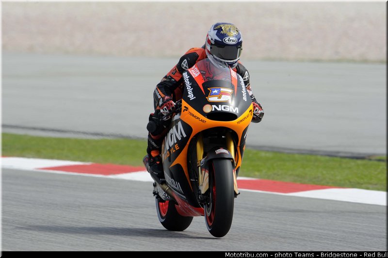 motogp_edwards_001_malaisie_sepang_2013