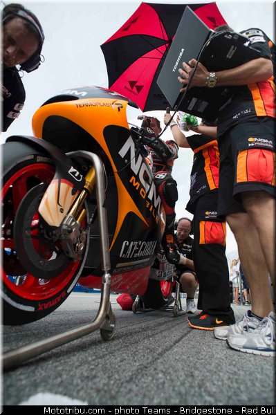 motogp_edwards_003_malaisie_sepang_2013