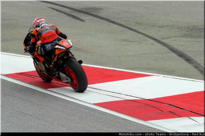 motogp_edwards_005_malaisie_sepang_2013