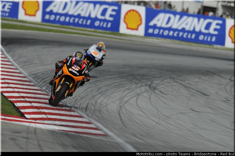 motogp_edwards_011_malaisie_sepang_2013