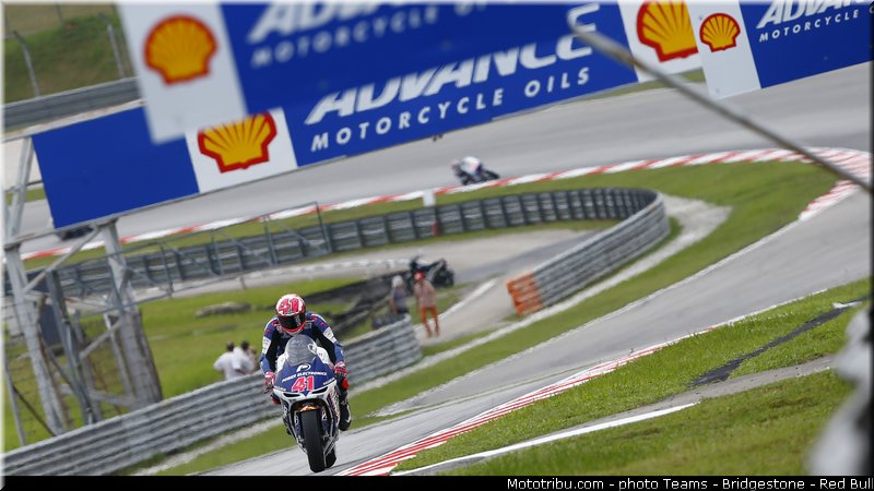 motogp_espargaro_001_malaisie_sepang_2013