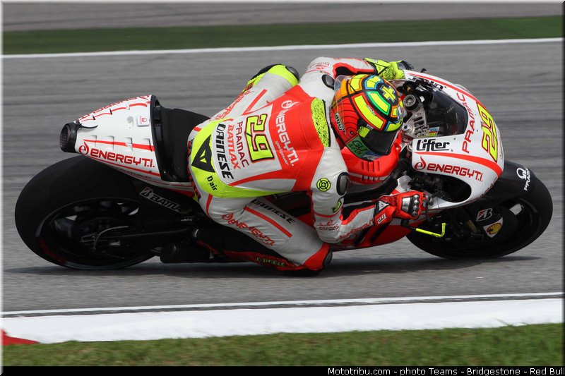 motogp_iannone_001_malaisie_sepang_2013