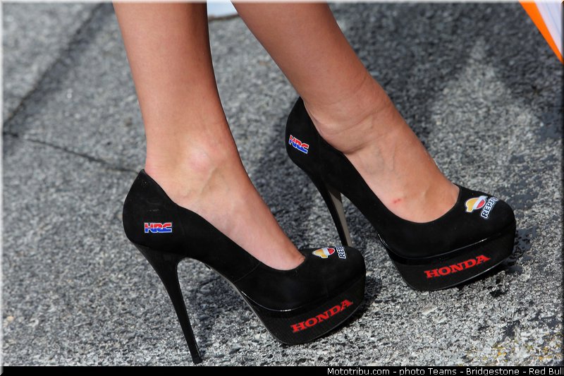 motogp_pitbabe_030_malaisie_sepang_2013