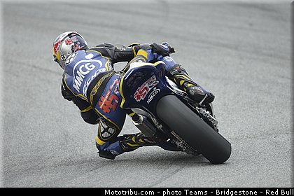 moto2_kent_001_malaisie_sepang_2013.jpg
