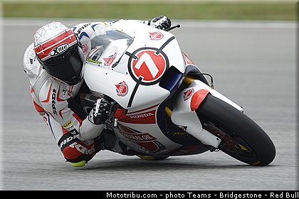 moto2_pradita_003_malaisie_sepang_2013.jpg