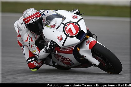 moto2_pradita_007_malaisie_sepang_2013.jpg