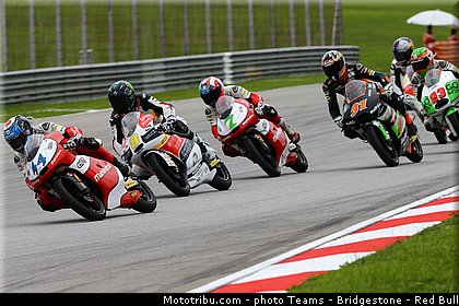 moto3_055_malaisie_sepang_2013.jpg