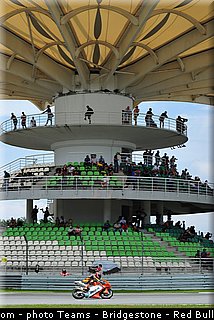 moto3_finsterbusch_004_malaisie_sepang_2013.jpg
