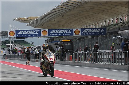 moto3_loi_010_malaisie_sepang_2013.jpg