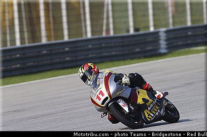 moto3_loi_012_malaisie_sepang_2013.jpg