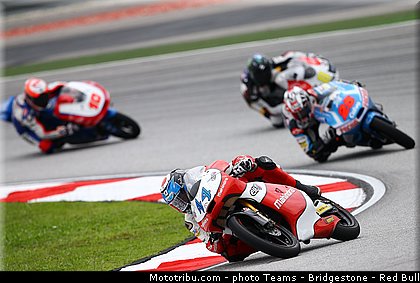 moto3_oliveira_003_malaisie_sepang_2013.jpg