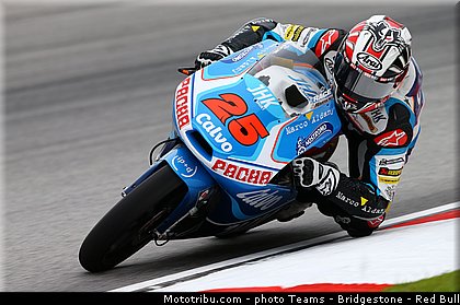 moto3_vinales_m_001_malaisie_sepang_2013.jpg