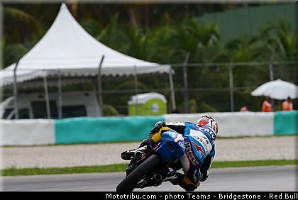 moto3_vinales_m_002_malaisie_sepang_2013.jpg