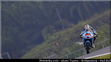 moto3_vinales_m_005_malaisie_sepang_2013.jpg