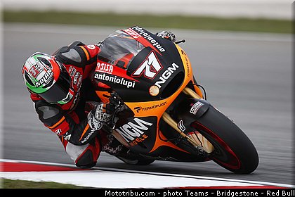 motogp_corti_001_malaisie_sepang_2013.jpg