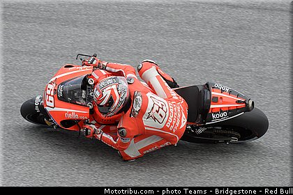 motogp_hayden_024_malaisie_sepang_2013.jpg