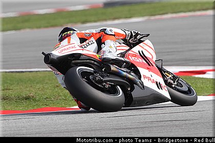 motogp_hernandez_003_malaisie_sepang_2013.jpg