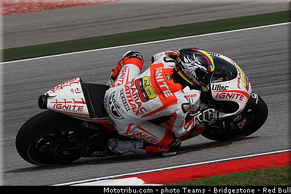 motogp_hernandez_004_malaisie_sepang_2013.jpg