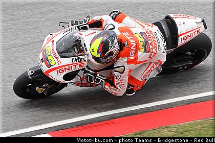 motogp_hernandez_010_malaisie_sepang_2013.jpg