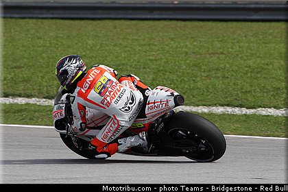motogp_hernandez_016_malaisie_sepang_2013.jpg