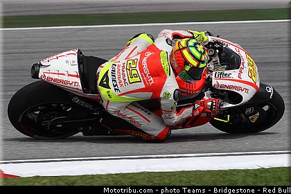 motogp_iannone_001_malaisie_sepang_2013.jpg