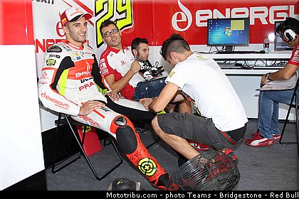 motogp_iannone_013_malaisie_sepang_2013.jpg