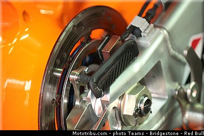 motogp_pedrosa_011_malaisie_sepang_2013.jpg