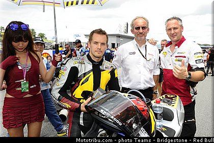 motogp_pitbabe_032_malaisie_sepang_2013.jpg