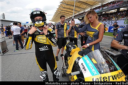 motogp_pitbabe_037_malaisie_sepang_2013.jpg