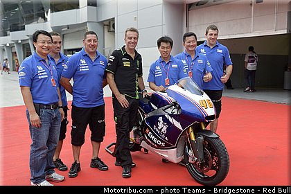 motogp_tech3_002_malaisie_sepang_2013.jpg