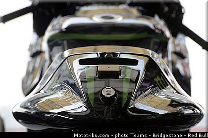 motogp_tech3_003_malaisie_sepang_2013.jpg