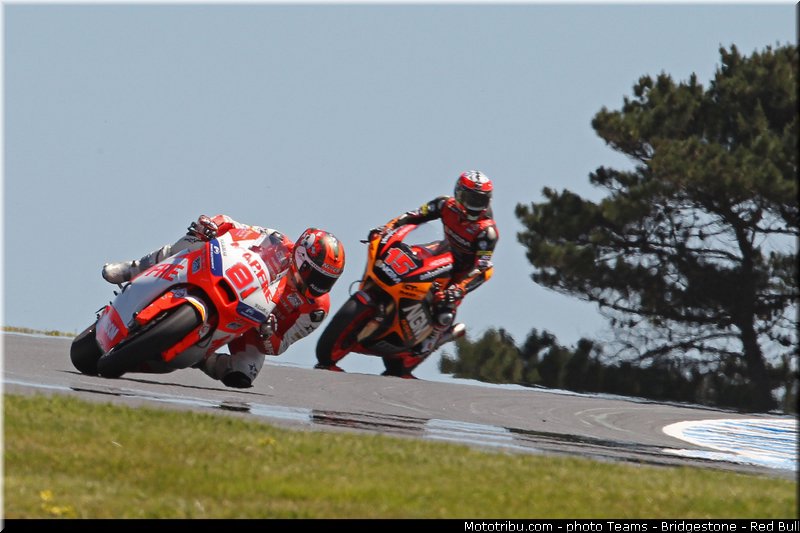 moto2_041_australie_philip_island_2013