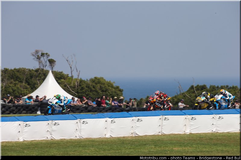 moto2_049_australie_philip_island_2013