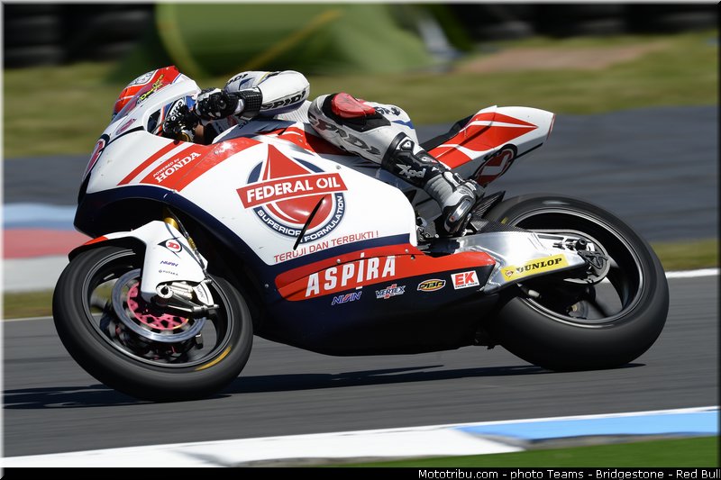 moto2_pradita_0007_australie_philip_island_2013