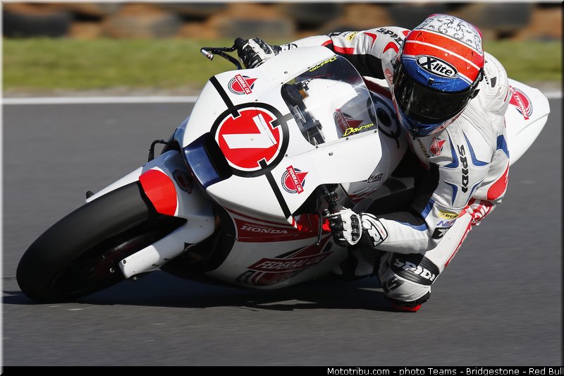 moto2_pradita_0009_australie_philip_island_2013