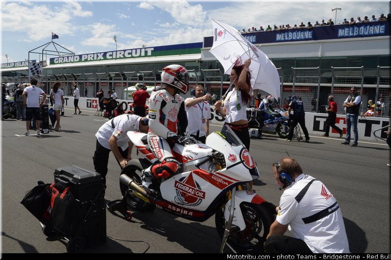 moto2_pradita_0016_australie_philip_island_2013