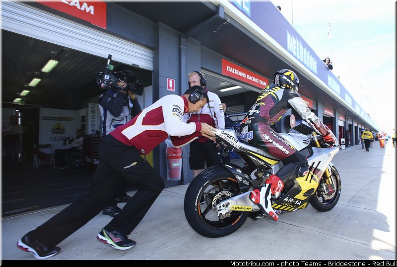 moto2_redding_0004_australie_philip_island_2013