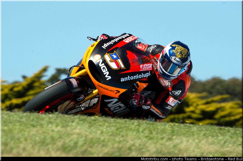 motogp_edwards_0010_australie_philip_island_2013