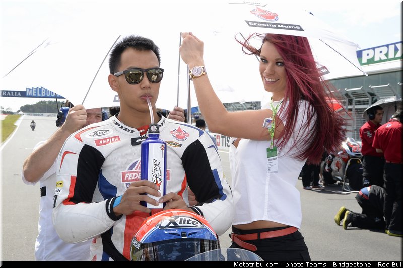 motogp_pitbabe_0006_australie_philip_island_2013