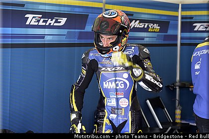 moto2_rossi_0003_australie_philip_island_2013.jpg