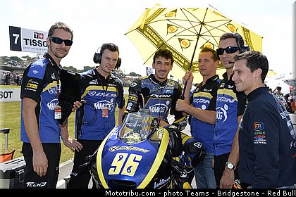 moto2_rossi_0015_australie_philip_island_2013.jpg