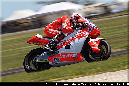 moto2_terol_0001_australie_philip_island_2013.jpg